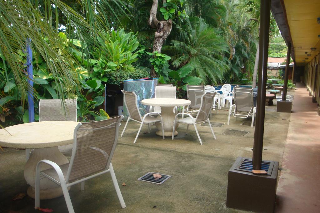 Hotel Savannah Playas del Coco Екстериор снимка